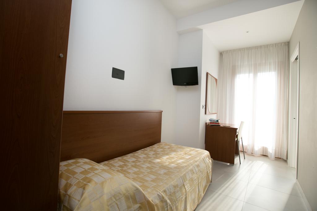 Albergo Arcobaleno Sottomarina Exteriör bild